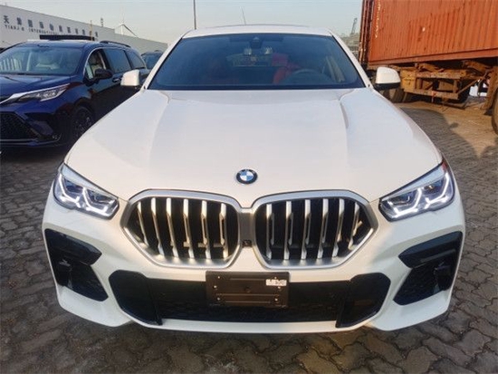 　　摄图：为本公司现车实拍图片（未经允许，切勿转载）