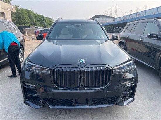 　　摄图：为本公司现车实拍图片（未经允许，切勿转载）