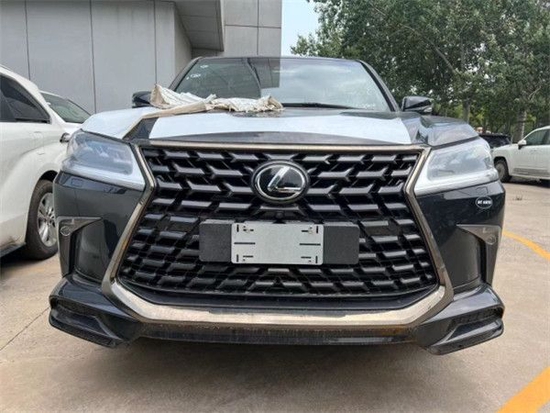 　　摄图：为本公司现车实拍图片（未经允许，切勿转载）