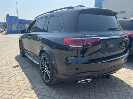 2022款奔驰gls450现车106万起售可分期