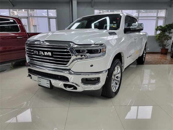 　　摄图：为本公司现车实拍图片（未经允许，切勿转载）