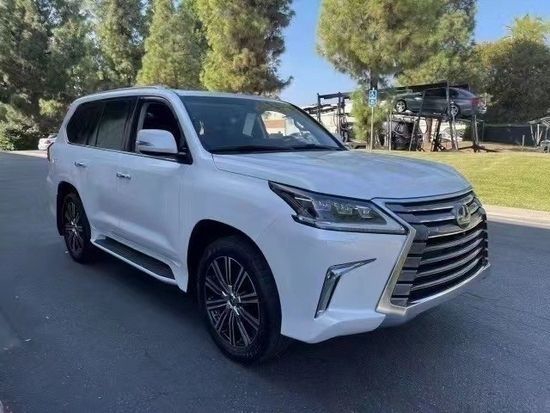 2022款雷克萨斯lx570车头部分是雷克萨斯lx 570最为引
