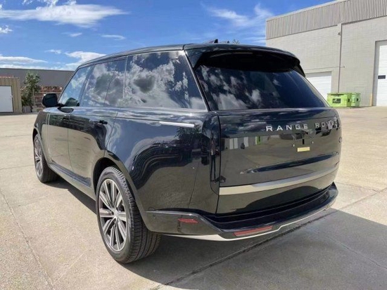 2023款路虎揽胜行政版外观改款首批热售