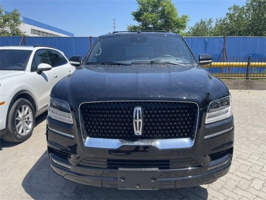 　　摄图：为本公司现车实拍图片（未经允许，切勿转载）