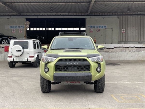 　　摄图：为本公司现车实拍图片（未经允许，切勿转载）