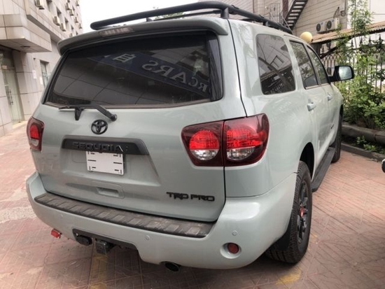 2022款丰田红杉v8自吸国六b现车直降15万-新浪汽车