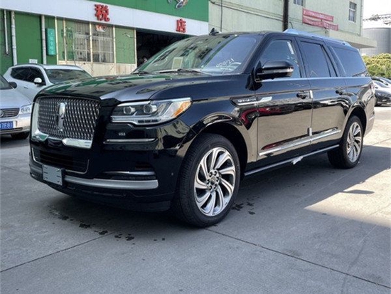 　　摄图：为本公司现车实拍图片（未经允许，切勿转载）