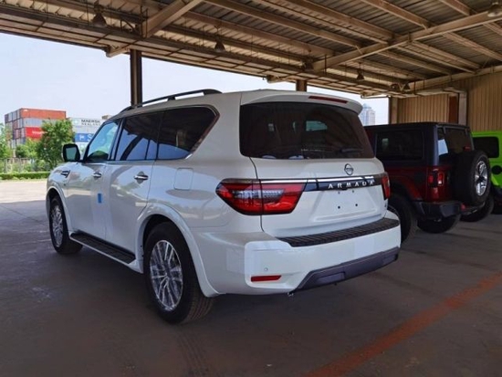 2022款日产途乐阿曼达现车v8大排量自吸