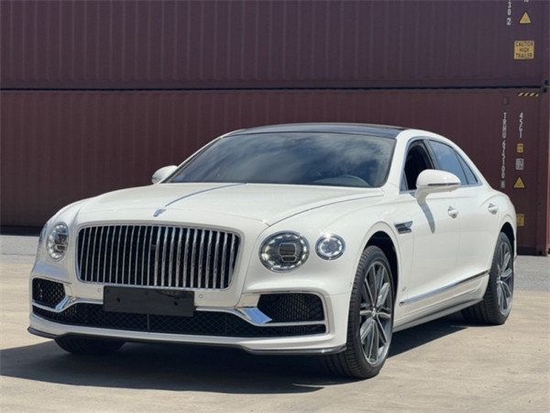 　　摄图：为本公司现车实拍图片（未经允许，切勿转载）