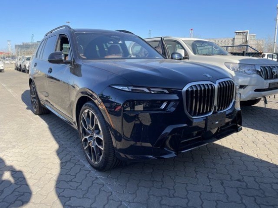 2023款宝马x7全系现车灵活选配当天提车