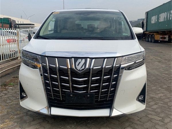 2023款丰田埃尔法v6现车报价立省15万