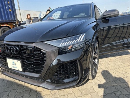 　　摄图：为本公司现车实拍图片（未经允许，切勿转载）