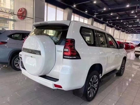 23款中东版丰田霸道4000超值低价50来万起