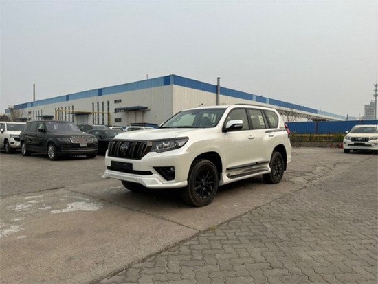 　　摄图：为本公司现车实拍图片（未经允许，切勿转载）