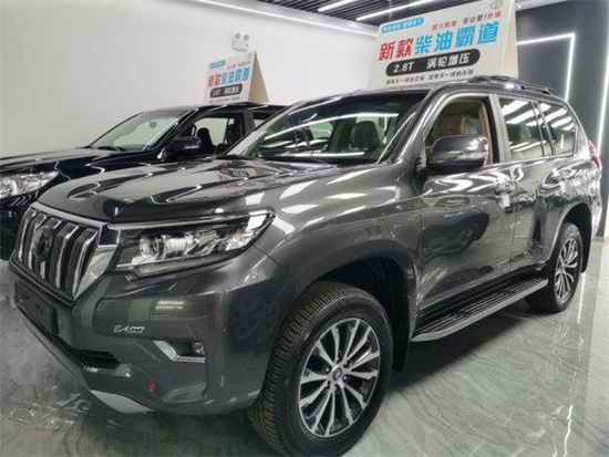 　　摄图：为本公司现车实拍图片（未经允许，切勿转载）