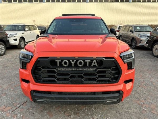 　　摄图：为本公司现车实拍图片（未经允许，切勿转载）