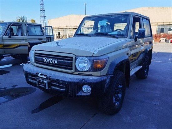 　　摄图：为本公司现车实拍图片（未经允许，切勿转载）