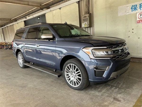 　　摄图：为本公司现车实拍图片（未经允许，切勿转载）