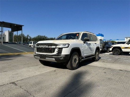 　　摄图：为本公司现车实拍图片（未经允许，切勿转载）