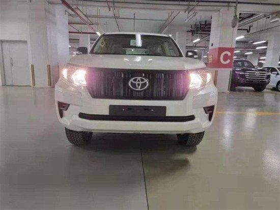 　　摄图：为本公司现车实拍图片（未经允许，切勿转载）