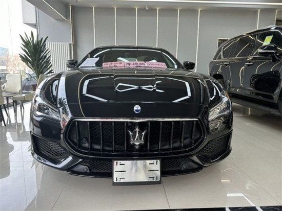 　　摄图：为本公司现车实拍图片（未经允许，切勿转载）