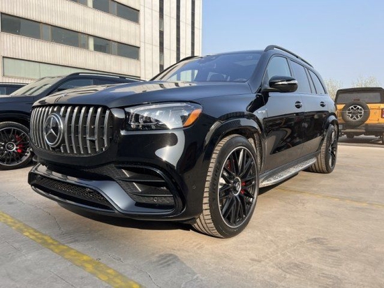 23款新款奔驰amggls63最新报价188万