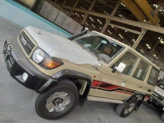 23款丰田lc76七十周年纪念版现车售76万