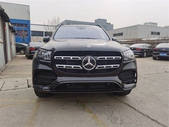 2023款奔驰gls450天津港现车104万起售