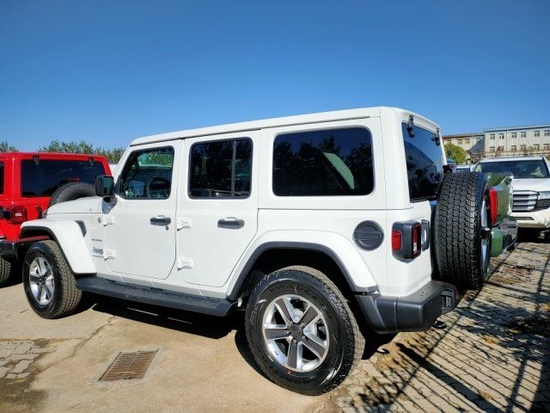 2023款牧马人撒哈拉四门硬顶售40.8万起