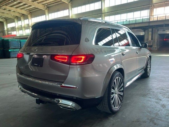 2023款奔驰迈巴赫gls600现车起售255万