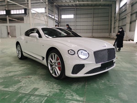 　　摄图：为本公司现车实拍图片（未经允许，切勿转载）