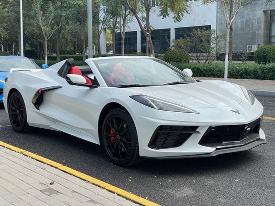 23款科尔维特c8现车起售仅需208万