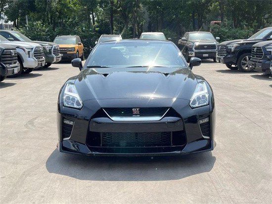 日产gtr 赛道猛兽性能版200万提裸车-新浪汽车