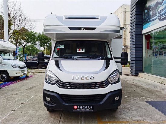 云游双拓展依维柯房车现车优惠特价