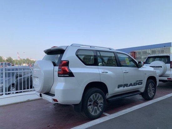 2022款丰田霸道4000txl国六起购价65万