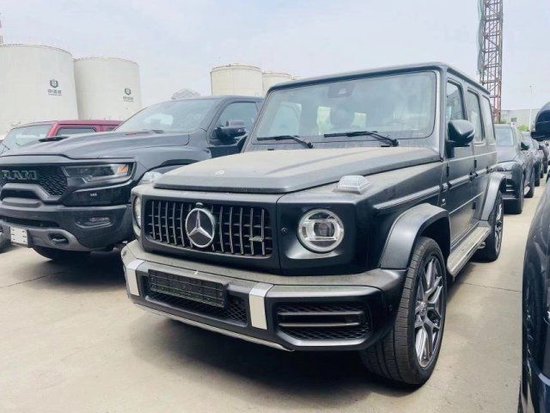 2023款奔驰g63韩版价格210万起随时提车