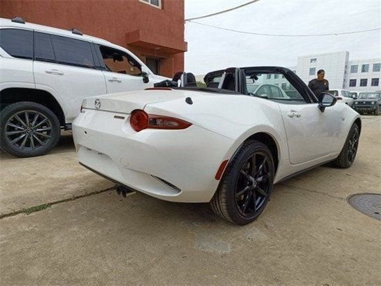23马自达mx520现车最低报价不到30万的敞篷超跑