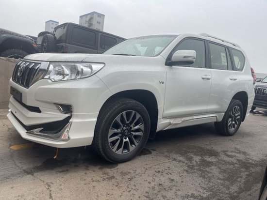 23款中东版丰田霸道4000txl特价65万起