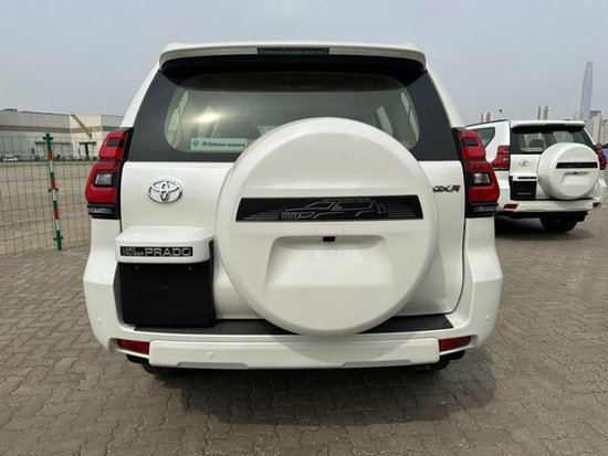 进口23款丰田霸道4000天津港现车仅售50多万起