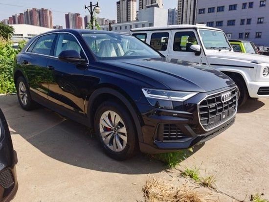 天津港欧规奥迪q8现车降价69万落地出售