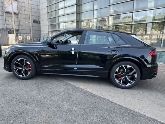 直击平行进口车2023款奥迪q8 3.0t出售_天津汽车网_新浪汽车_新浪网