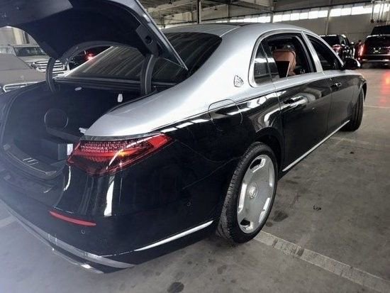 移动的总统套房奔驰迈巴赫s580现车出售-新浪汽车