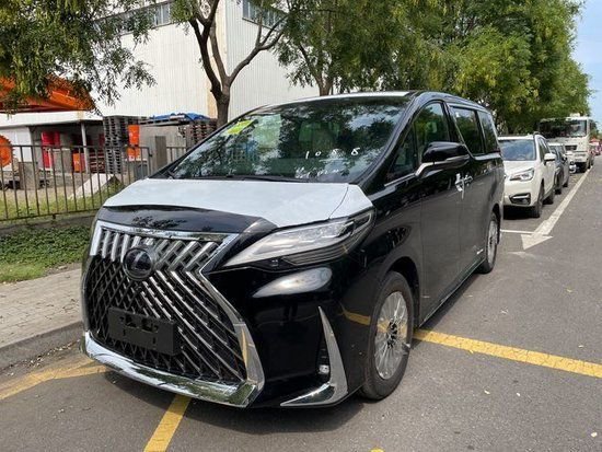 2023款雷克萨斯lm300最新报价跌破130万