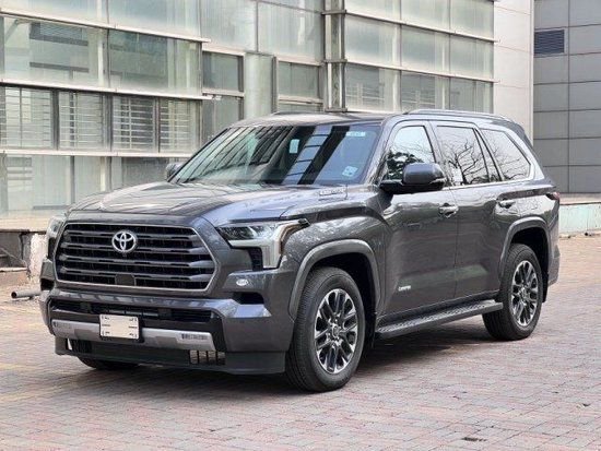 23款丰田红杉35t对比酷路泽35t优势