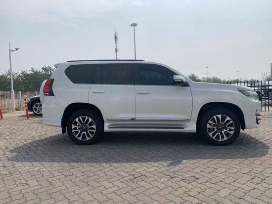 　　摄图：为本公司现车实拍图片（未经允许，切勿转载）