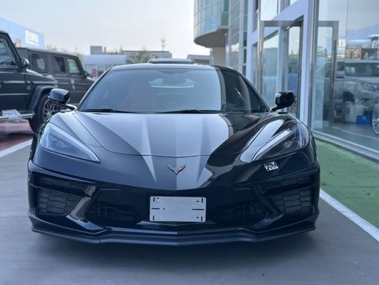 全新雪佛兰科尔维特c8敞篷版实车205万