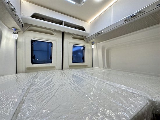 瑞弗启界r600房车直降十万现车抢购