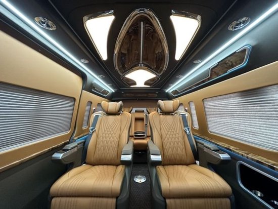 进口丰田海狮七座游艇皇冠版钜惠9万元