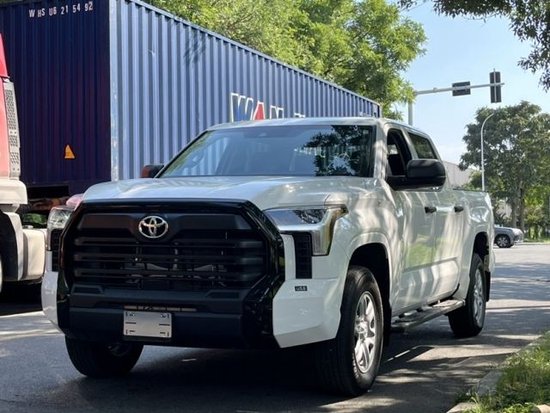 23款丰田坦途sr天津港现车报价手续齐