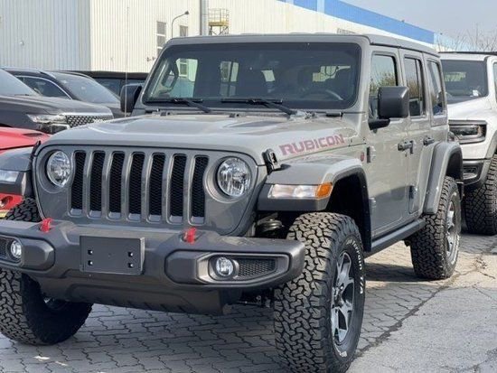 2023款jeep牧马人罗宾汉水泥灰现车出售